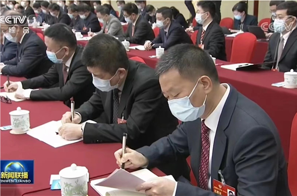 成都日报｜全国政协委员费功全：肩负社会责任 促进共同富裕